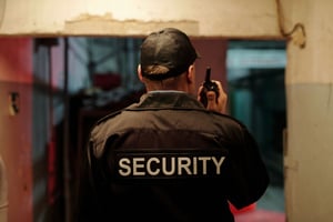 Transformación digital en seguridad pública: por qué las comunicaciones críticas son la columna vertebral en Chile